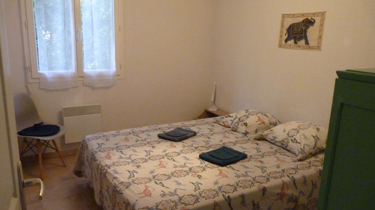 Photo of Bedroom in Valbelle