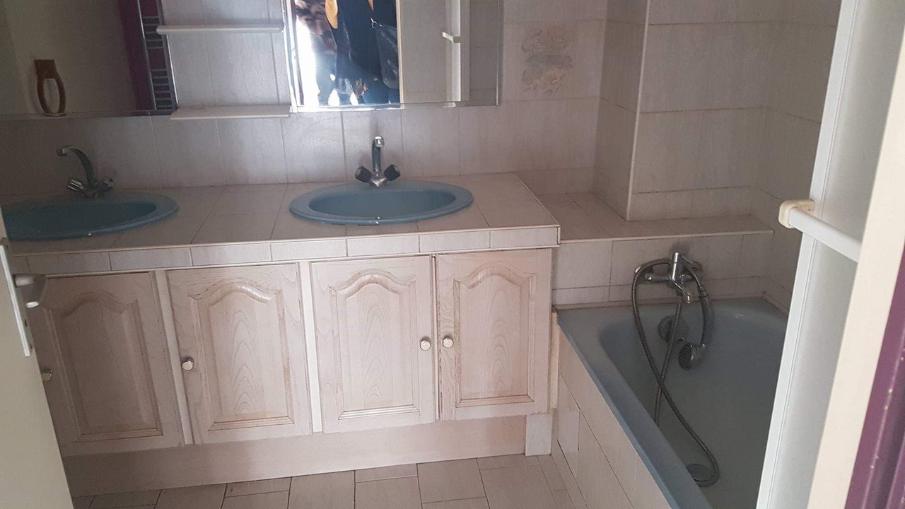 Photo of Bathroom in Vedene