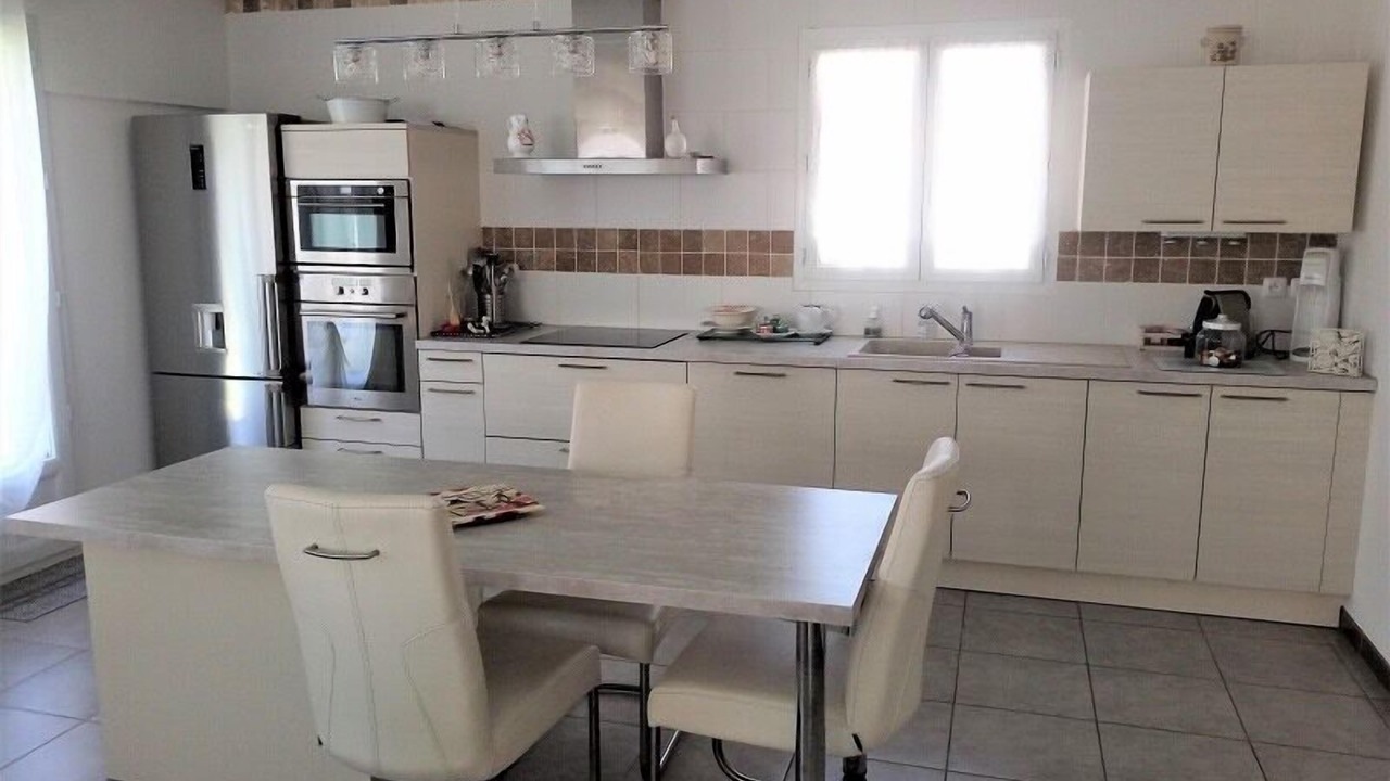Photo of Kitchen in 11th Arrondissement