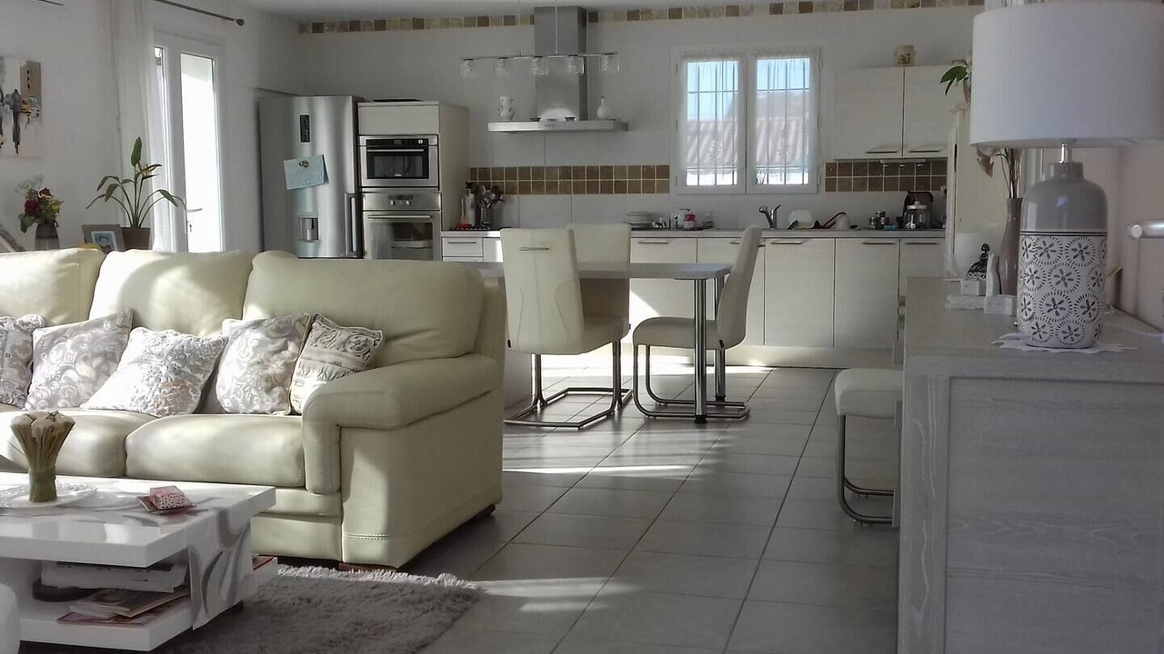 Photo of Livingroom in 11th Arrondissement