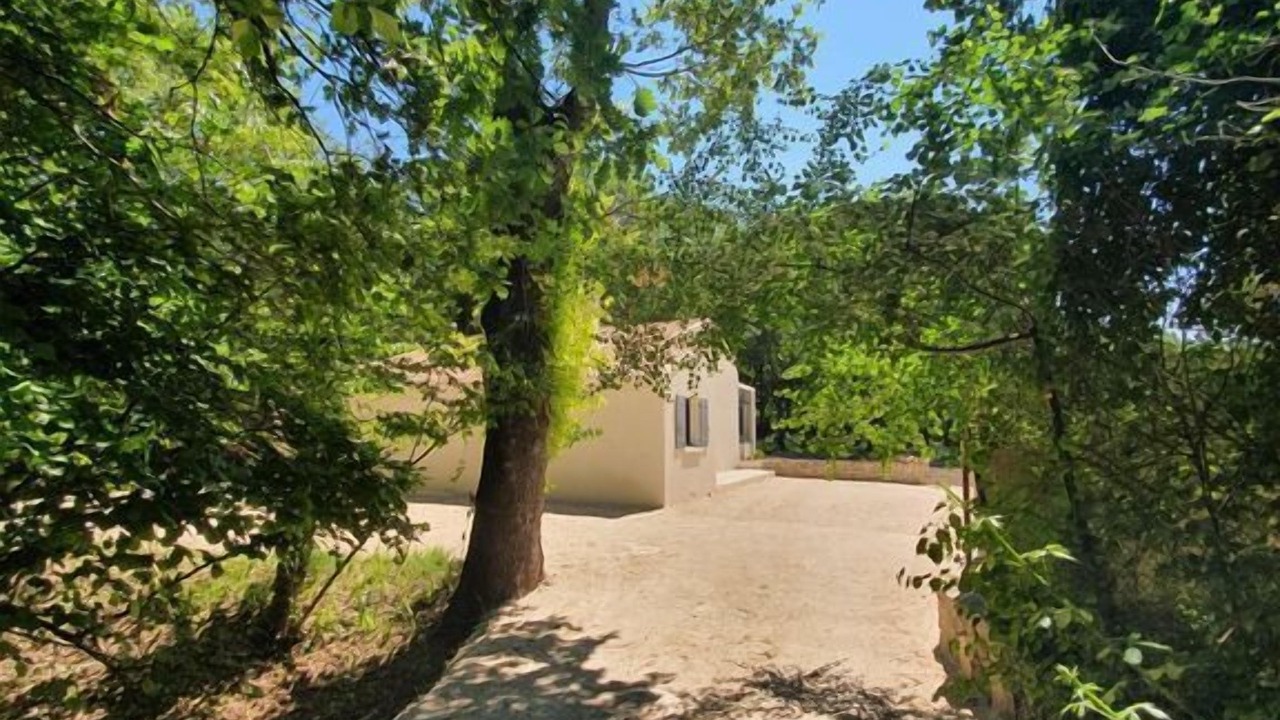 Photo of Outdoor in Velleron
