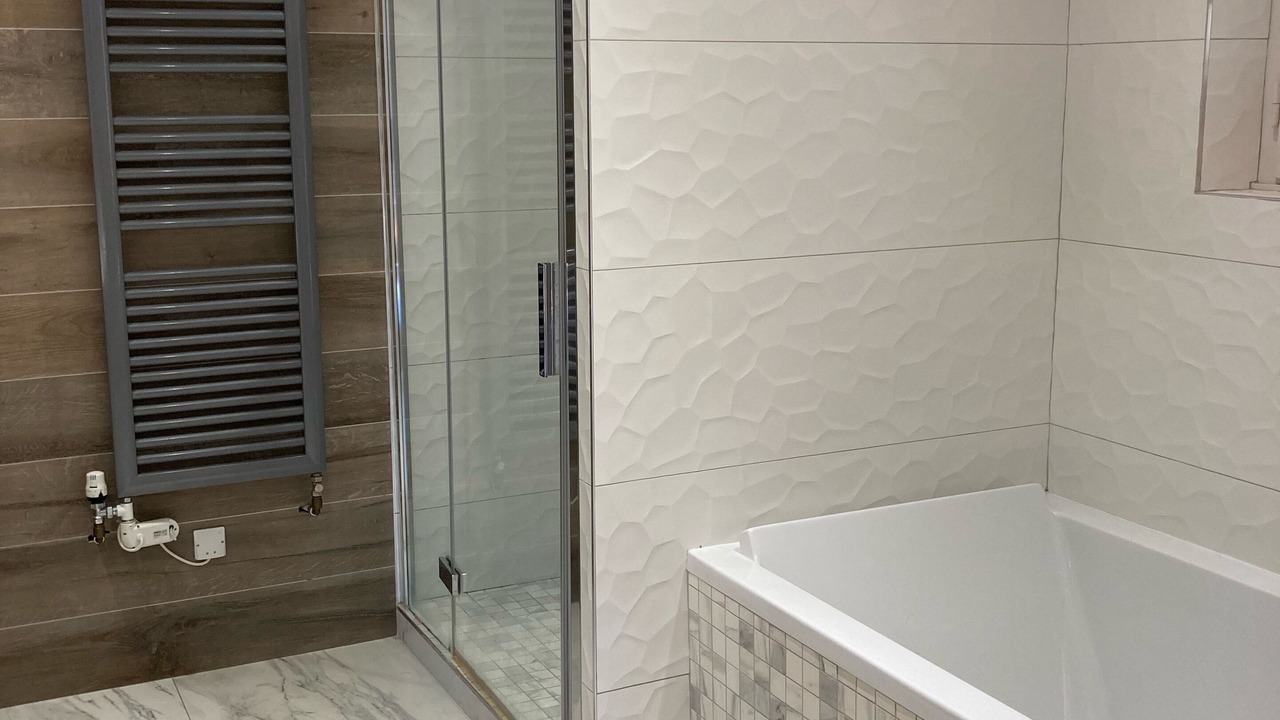 Photo of Bathroom in Chateauneuf-de-Gadagne