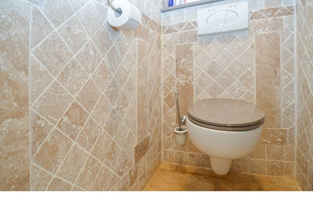 Photo of Bathroom in Jonquieres-Saint-Vincent