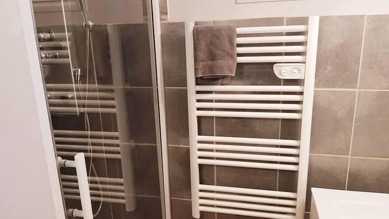 Photo of Bathroom in Grans