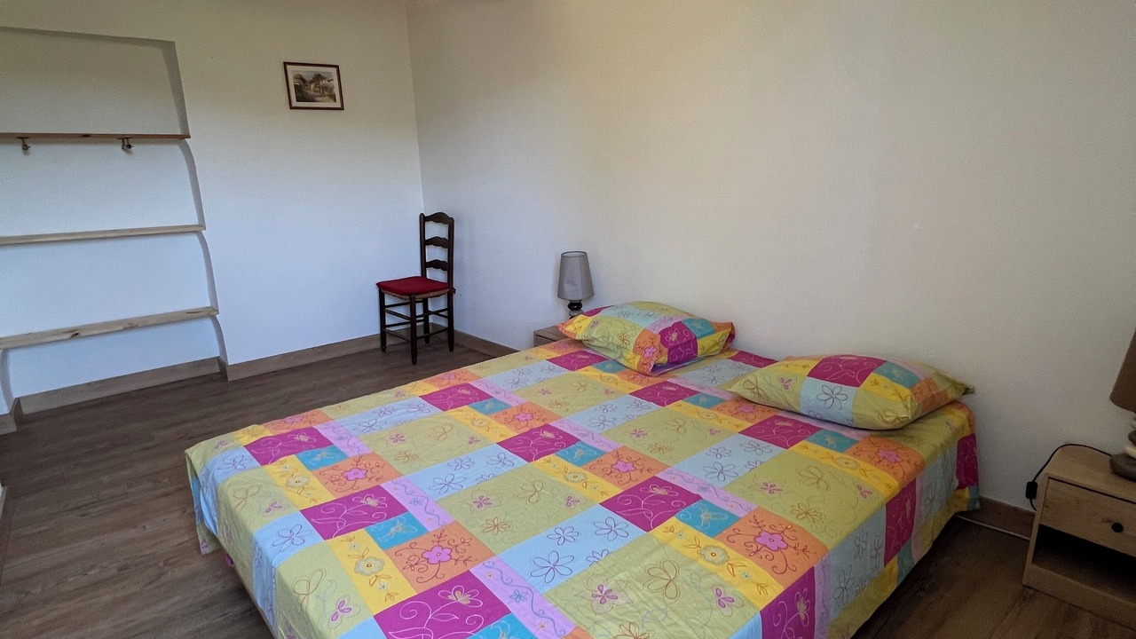 Photo of Bedroom in Entrecasteaux