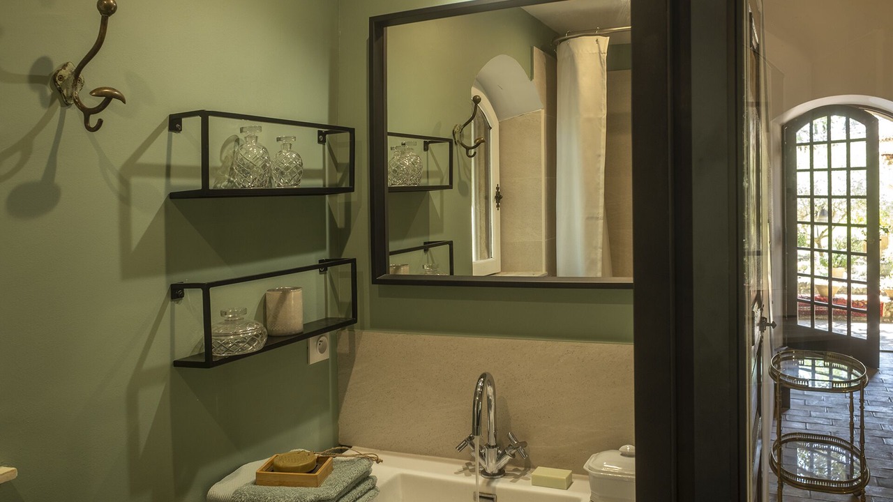Photo of Bathroom in Cucuron