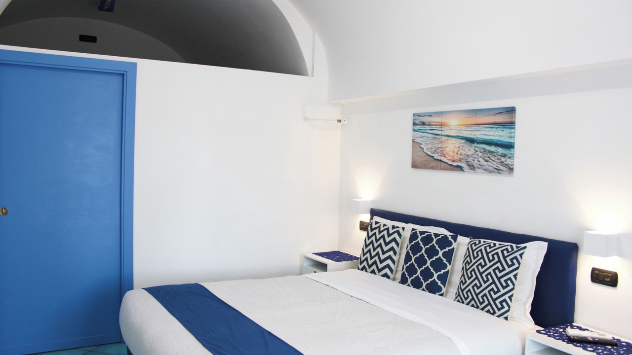 Photo of Bedroom in Minori