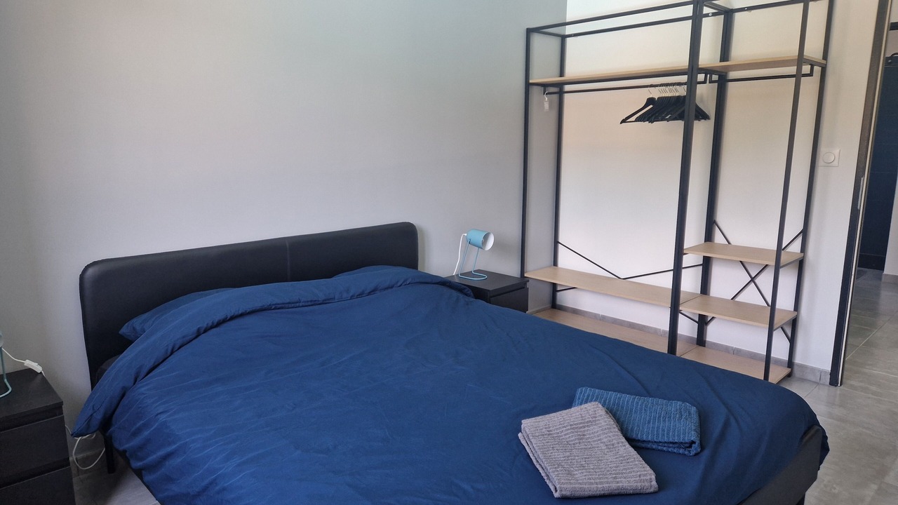 Photo of Bedroom in Plaisians