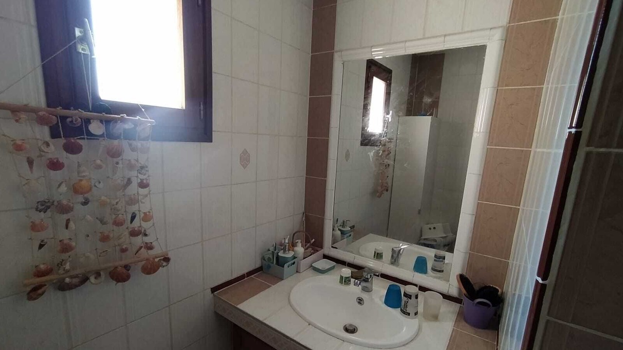 Photo of Bathroom in Cornillon-Confoux