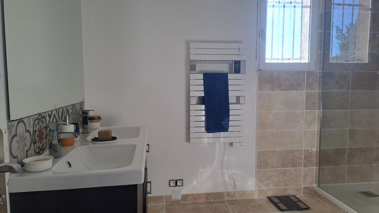 Photo of Bathroom in Eguilles