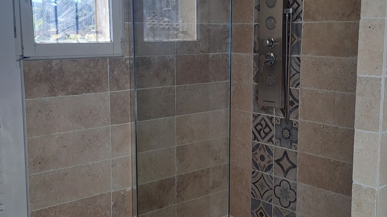 Photo of Bathroom in Eguilles
