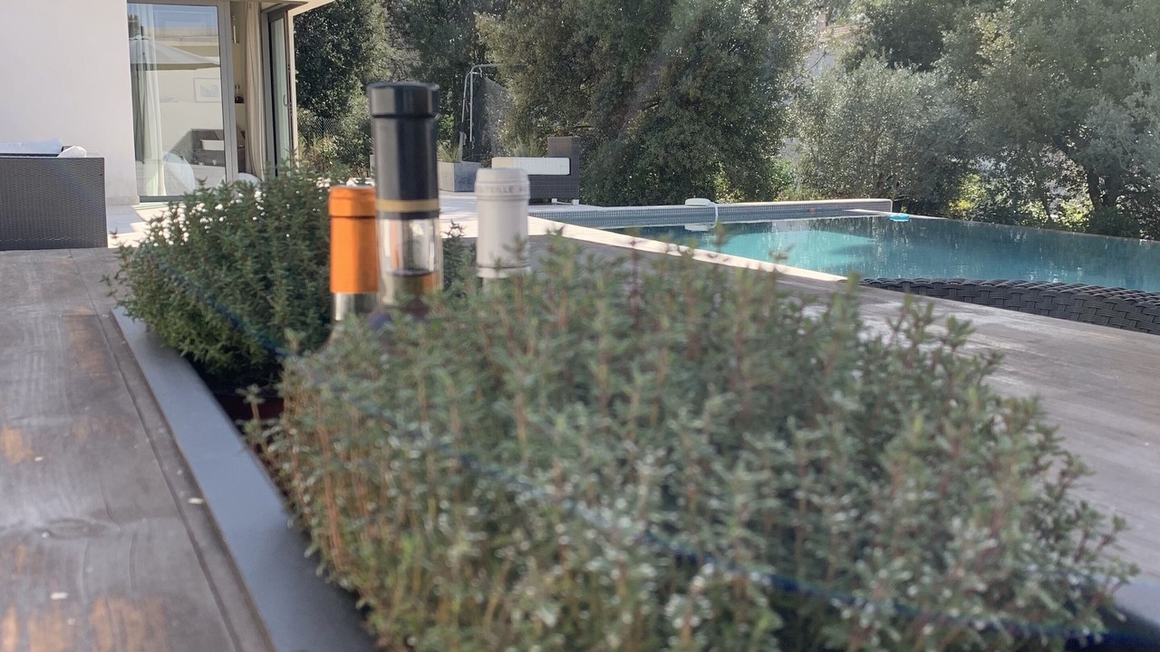 Photo of Outdoor in Pourrieres