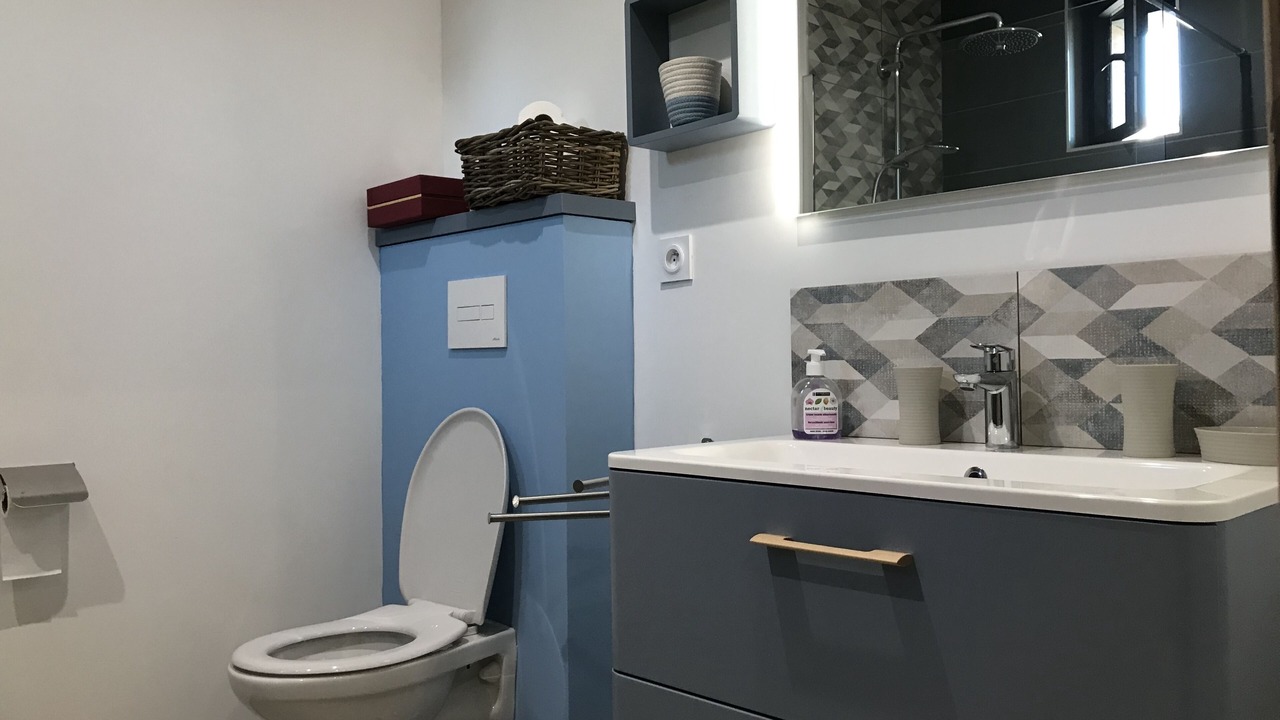 Photo of Bathroom in Jonquieres