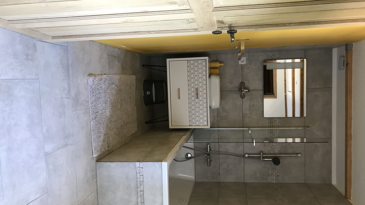 Photo of Bathroom in Jonquieres