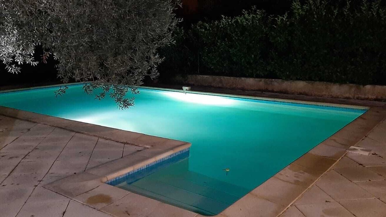 Photo of Outdoor in Caromb
