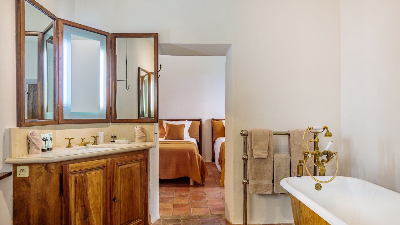 Photo of Bathroom in Ansouis