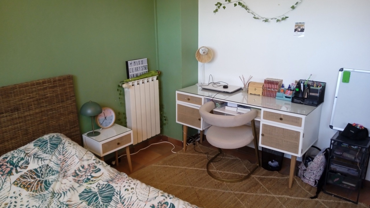 Photo of Bedroom in La Roquebrussanne
