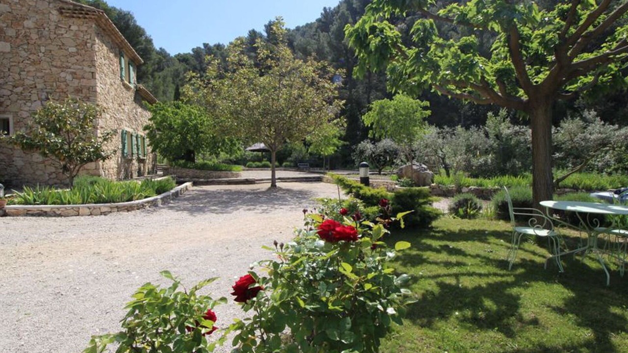 Photo of Outdoor in Caromb