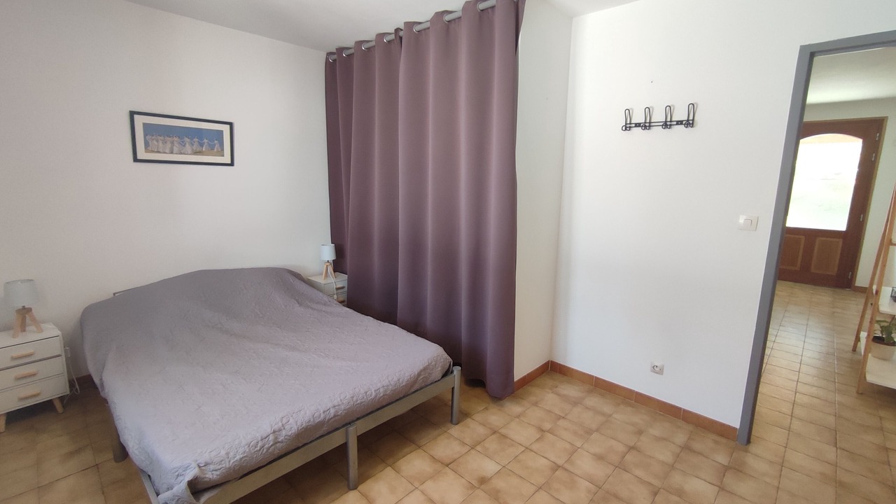 Photo of Bedroom in Caderousse