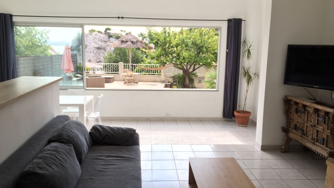 Photo of Livingroom in Niolon