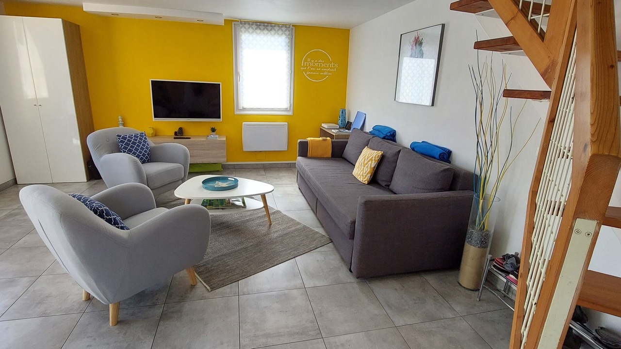 Photo of Livingroom in Miramar