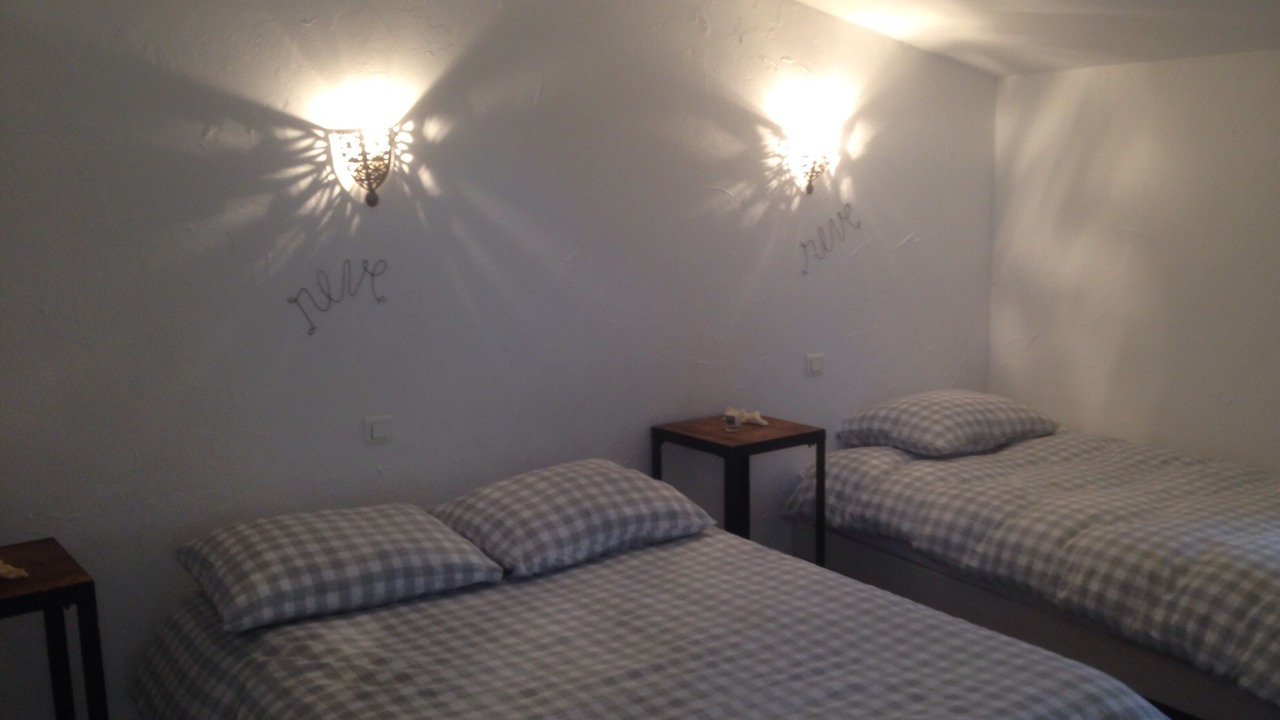 Photo of Bedroom in Maussane