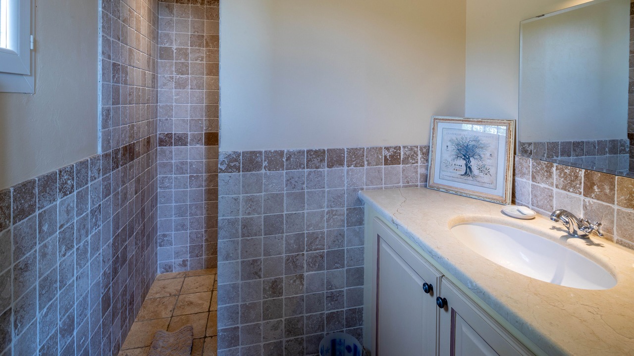 Photo of Bathroom in Seillans