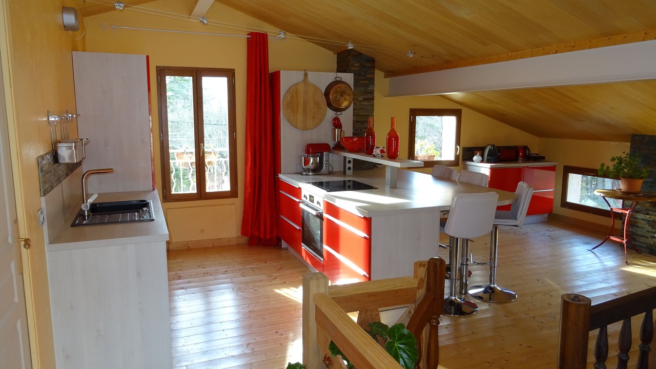 Photo of Kitchen in Saint-Vallier-de-Thiey