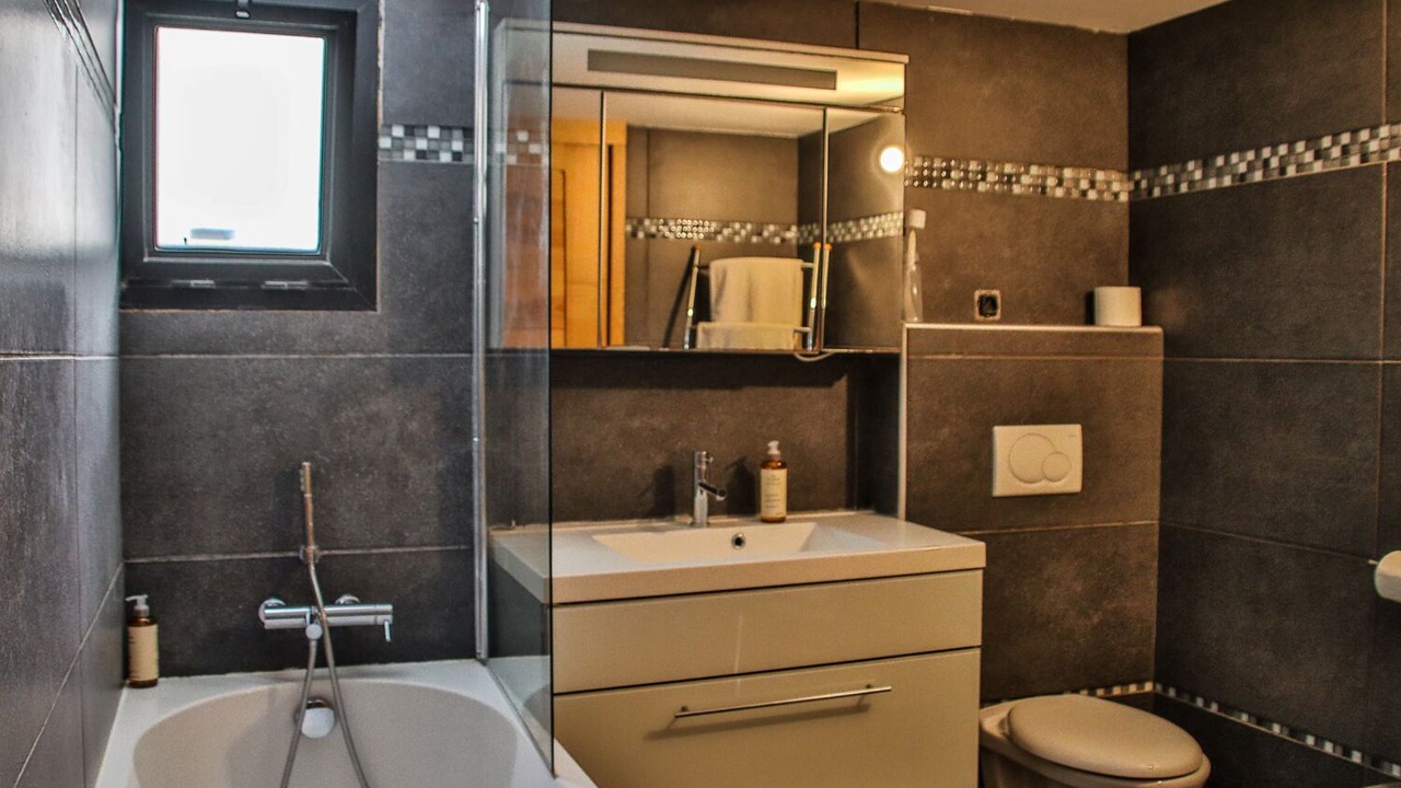 Photo of Bathroom in Le Beausset
