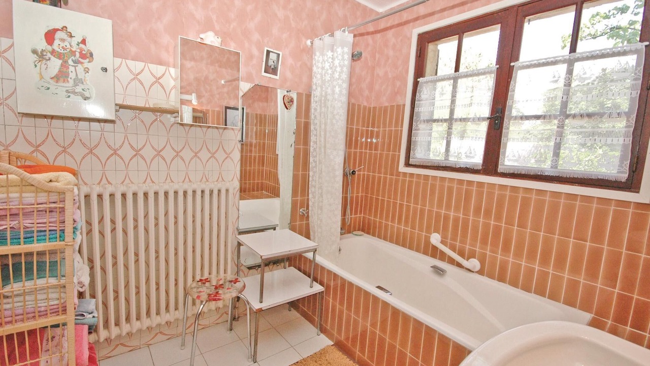 Photo of Bathroom in Gargas