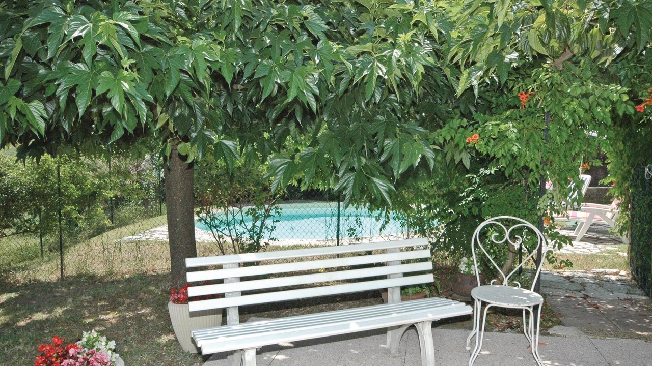Photo of Others in Gargas