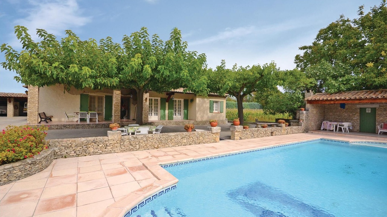 Photo of Outdoor in Lagnes