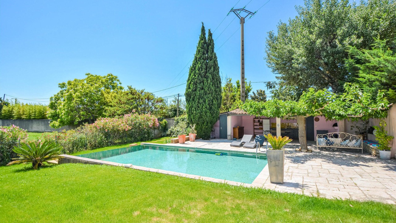 Photo of Outdoor in Eyguieres