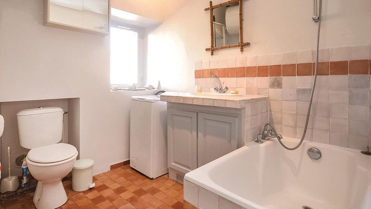 Photo of Bathroom in Bonnieux