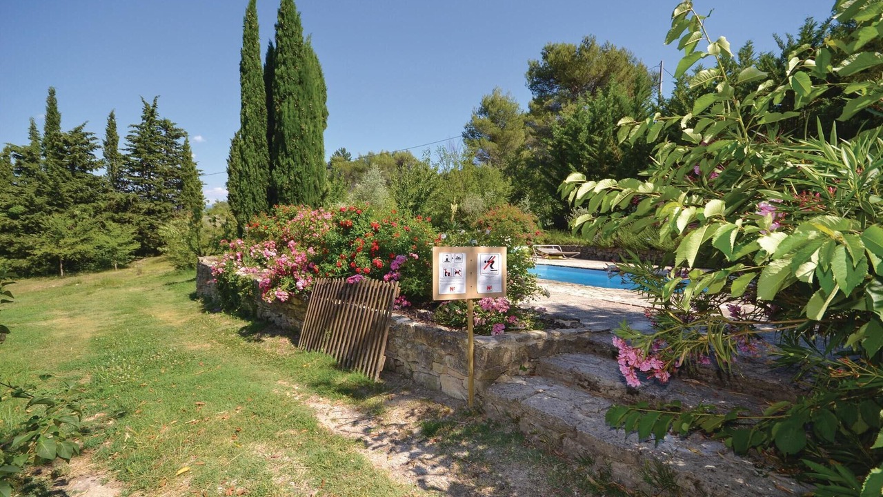 Photo of Outdoor in Crillon-le-Brave