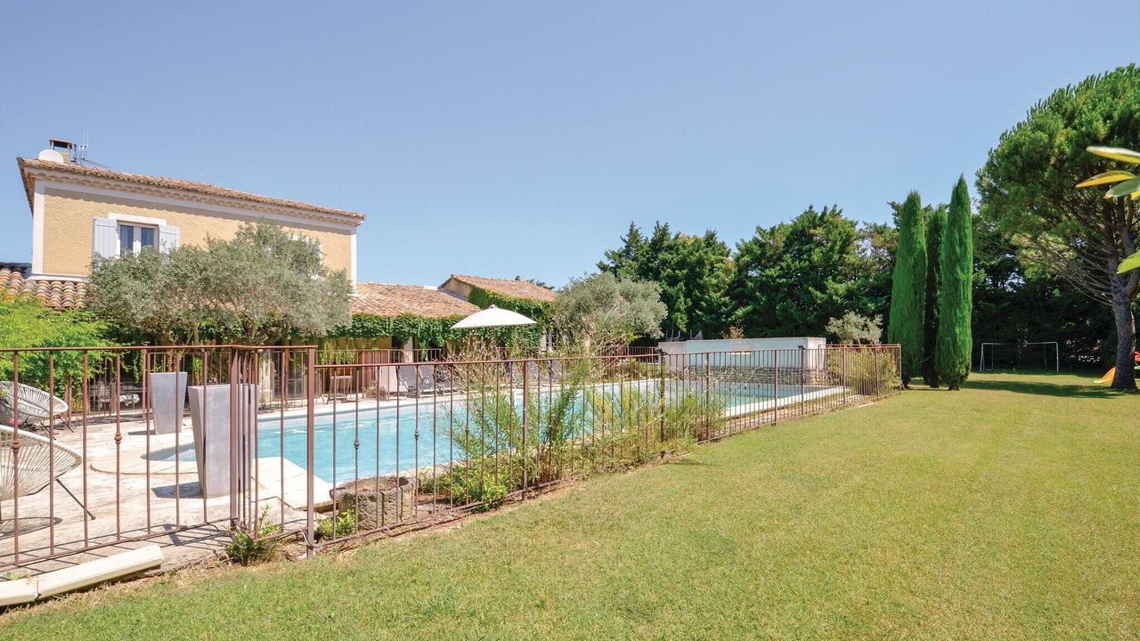 Photo of Others in Cavaillon