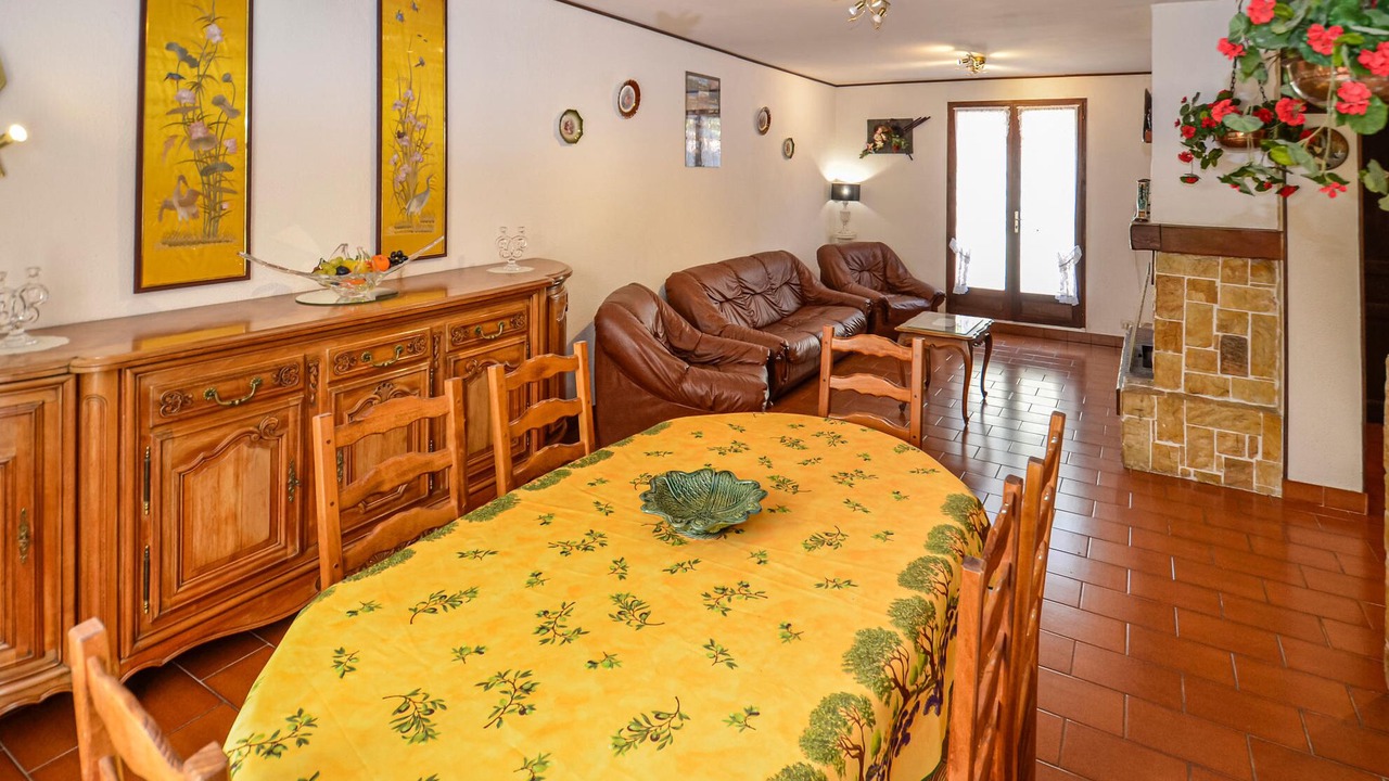 Photo of Bedroom in Saint-Cannat