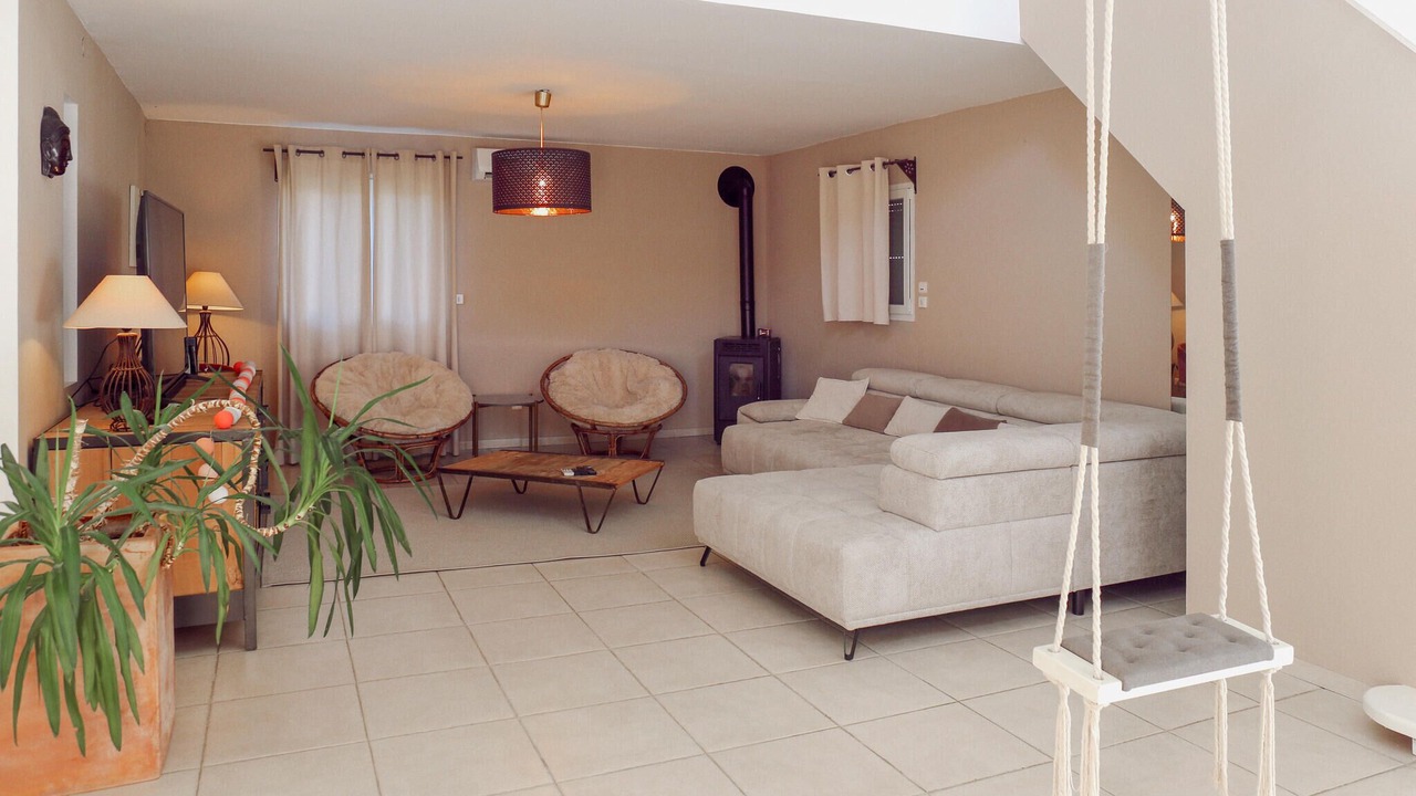 Photo of Bedroom in Rochefort-du-Gard