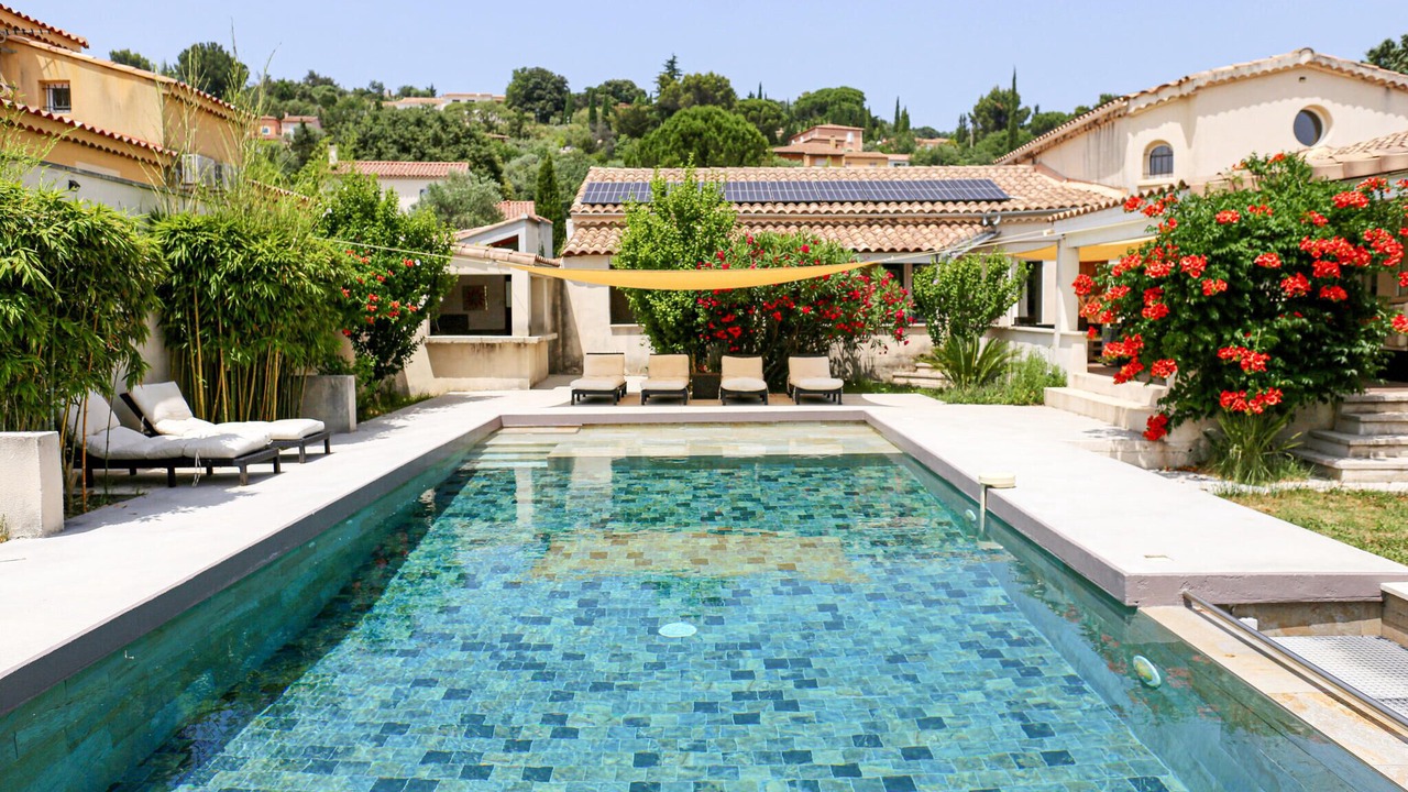 Photo of Outdoor in Rochefort-du-Gard