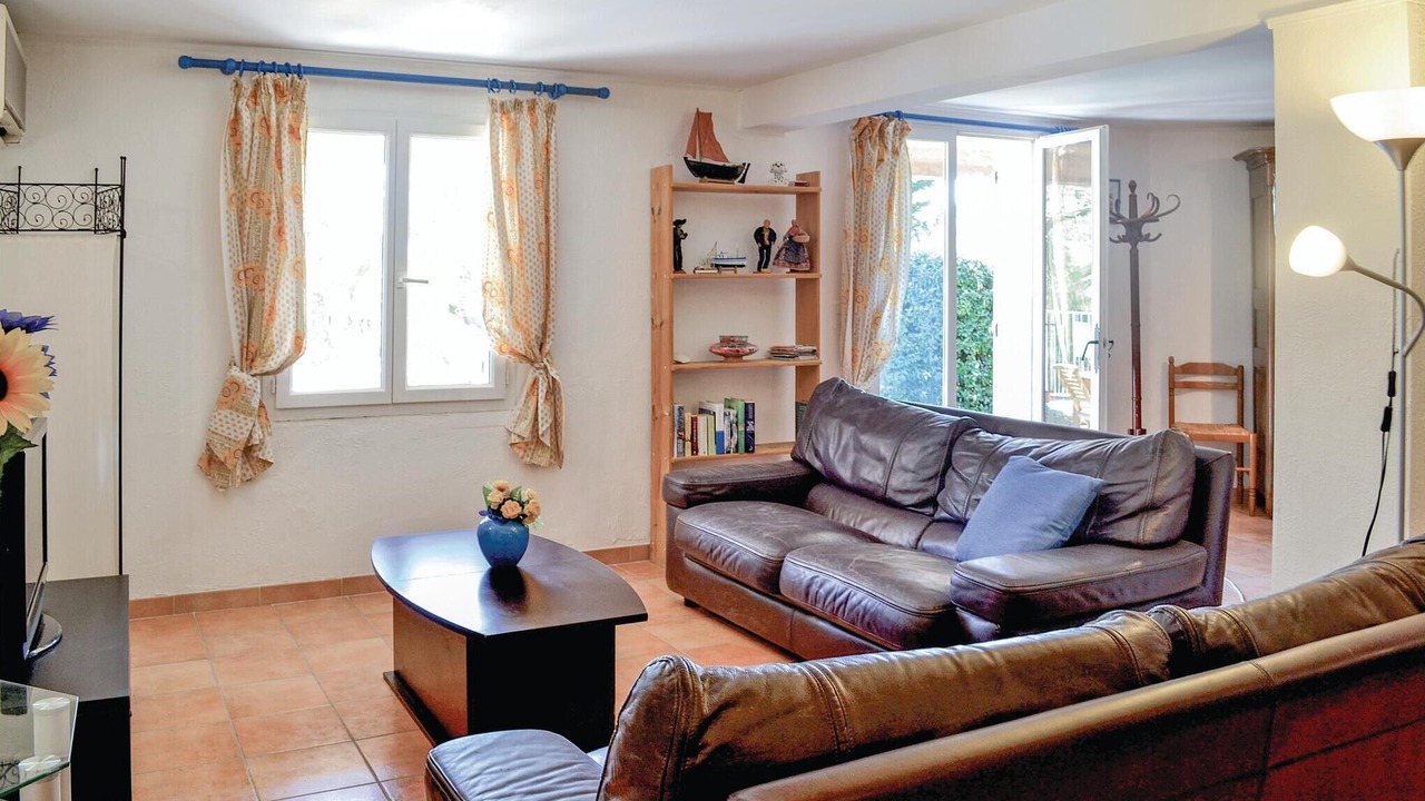 Photo of Bedroom in La Valette-du-Var
