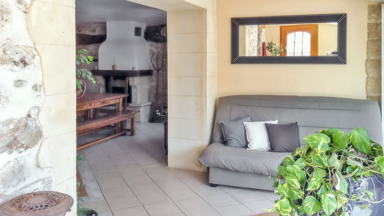 Photo of Livingroom in Saint-Victor-la-Coste