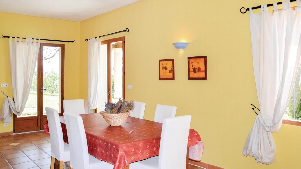 Photo of Bedroom in Roussillon