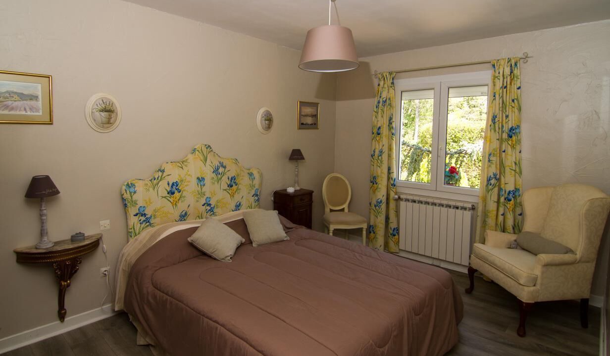 Photo of Bedroom in Forcalqueiret