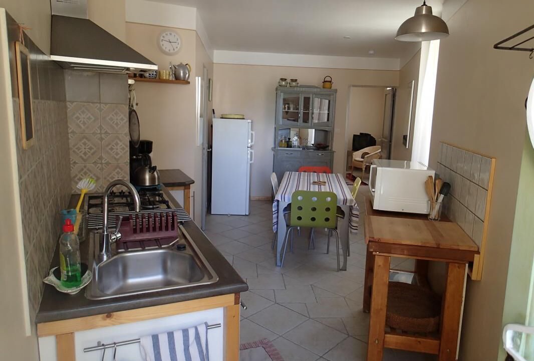 Photo of Kitchen in Meounes-les-Montrieux
