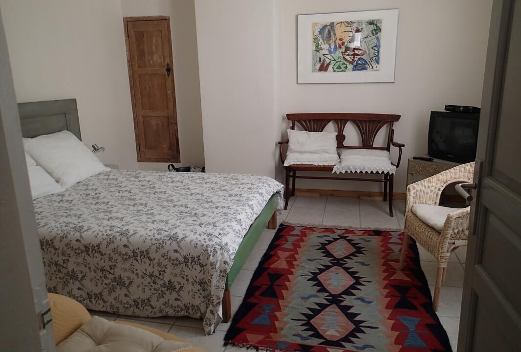 Photo of Bedroom in Meounes-les-Montrieux