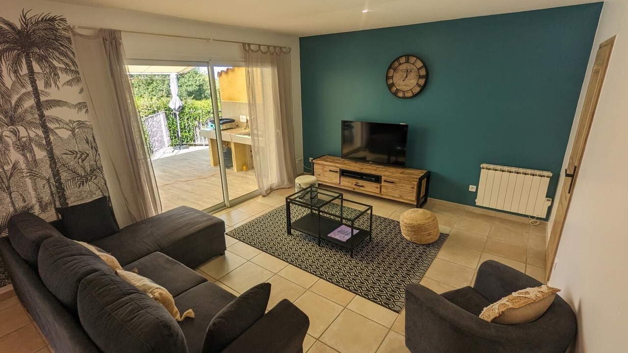 Photo of Livingroom in Bauduen