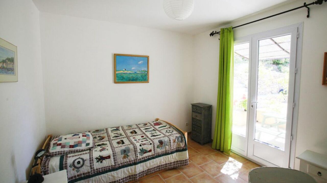 Photo of Bedroom in Ollioules