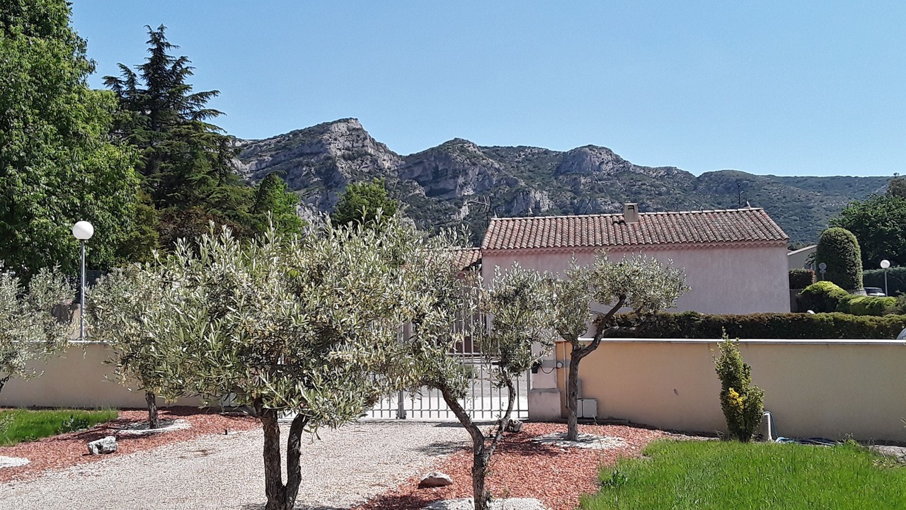 Photo of Outdoor in Robion