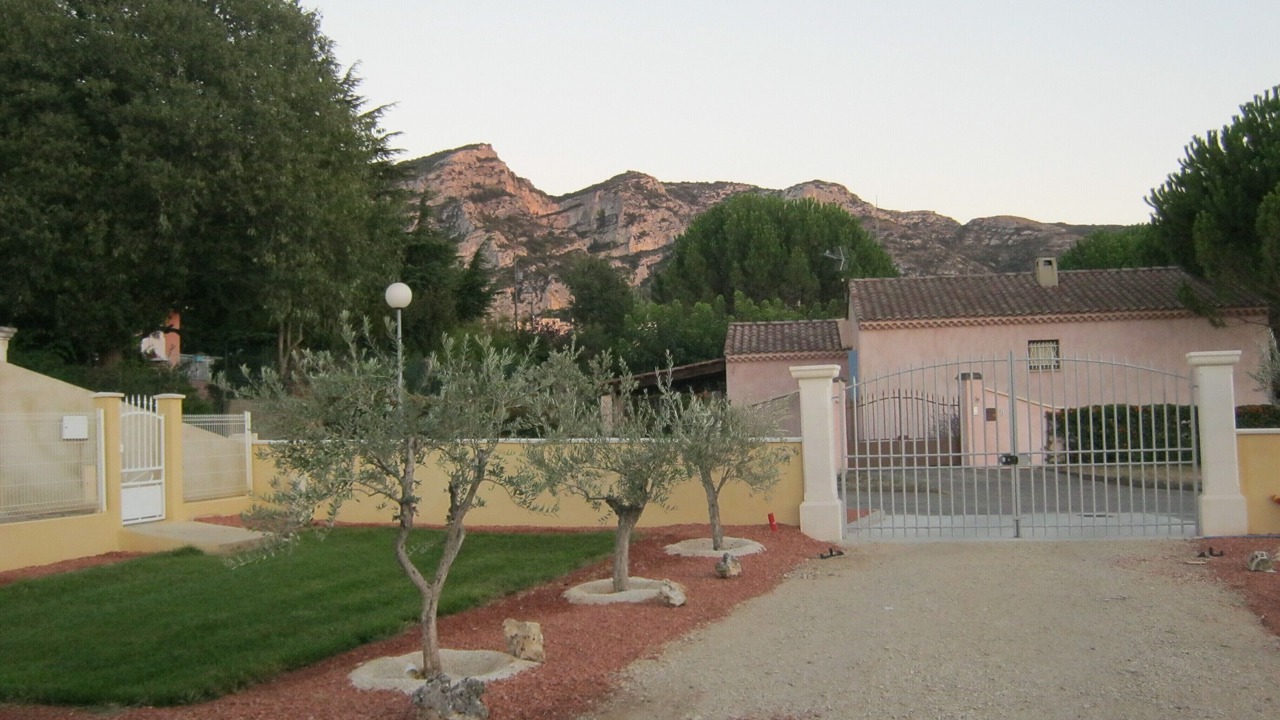 Photo of Outdoor in Robion