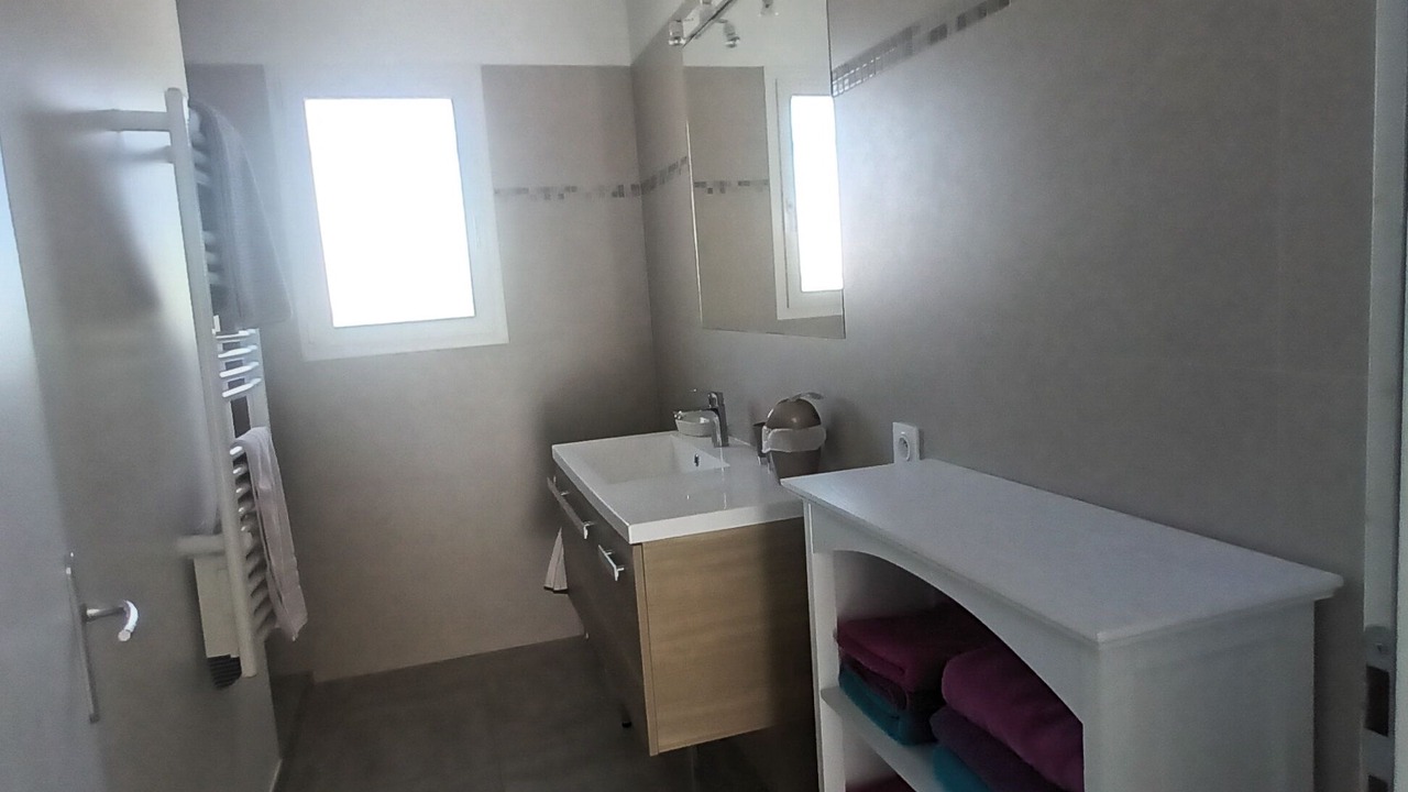 Photo of Bathroom in Robion